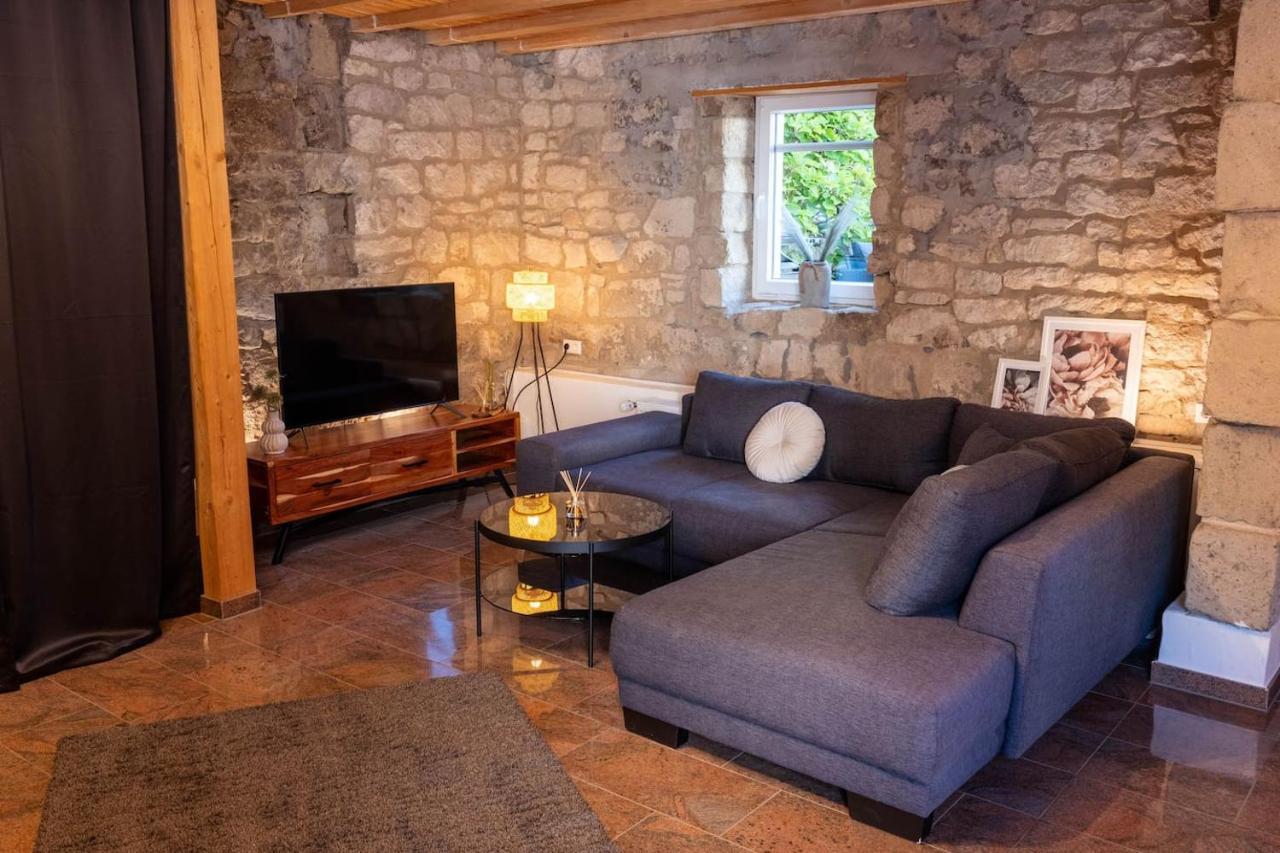 Vulkan-Lodge Ferienhaus Rieden  Екстер'єр фото